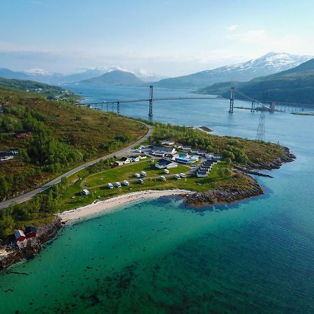 Tjeldsundbrua Camping Hotel Evenskjer Bagian luar foto