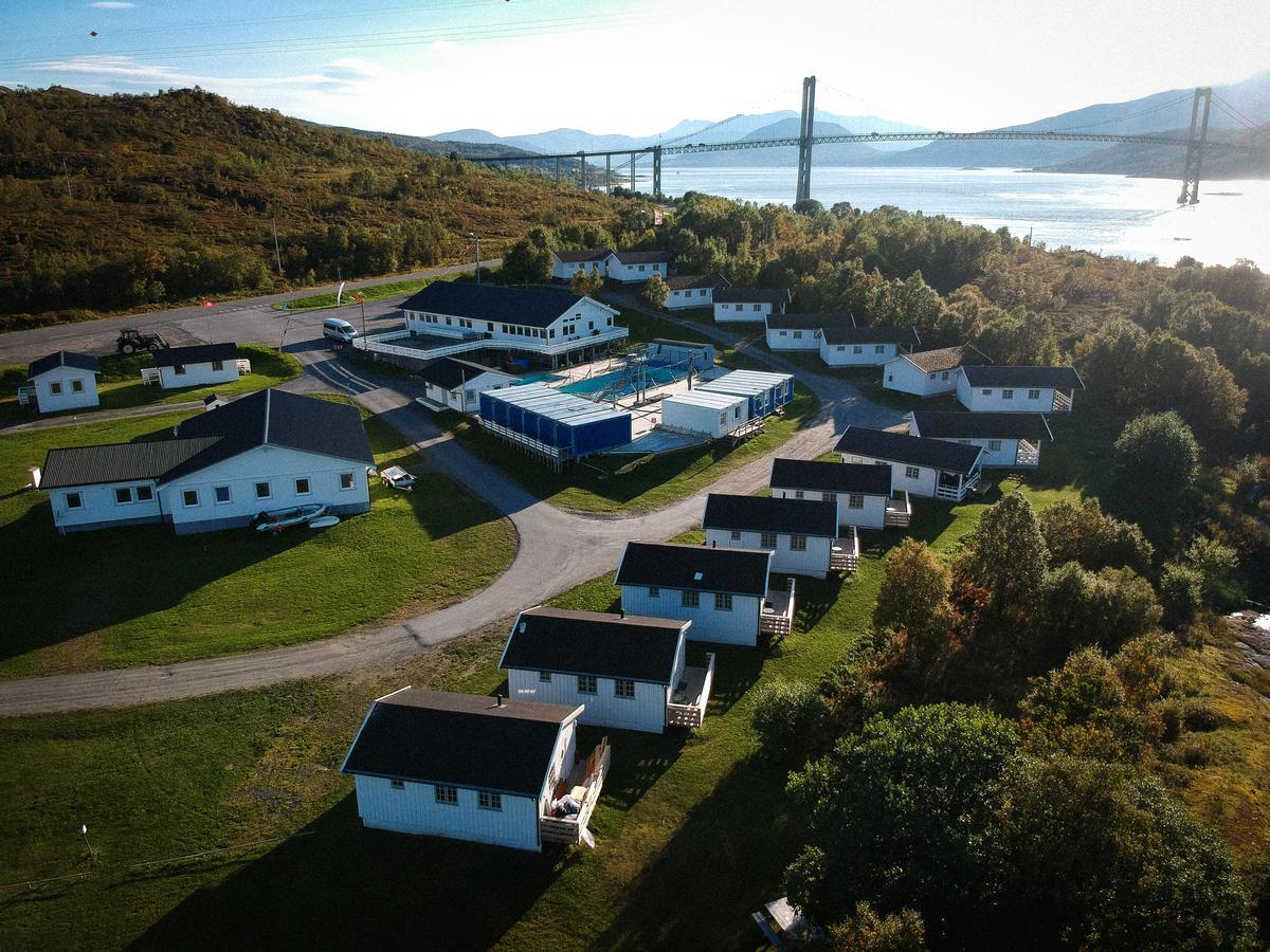 Tjeldsundbrua Camping Hotel Evenskjer Bagian luar foto