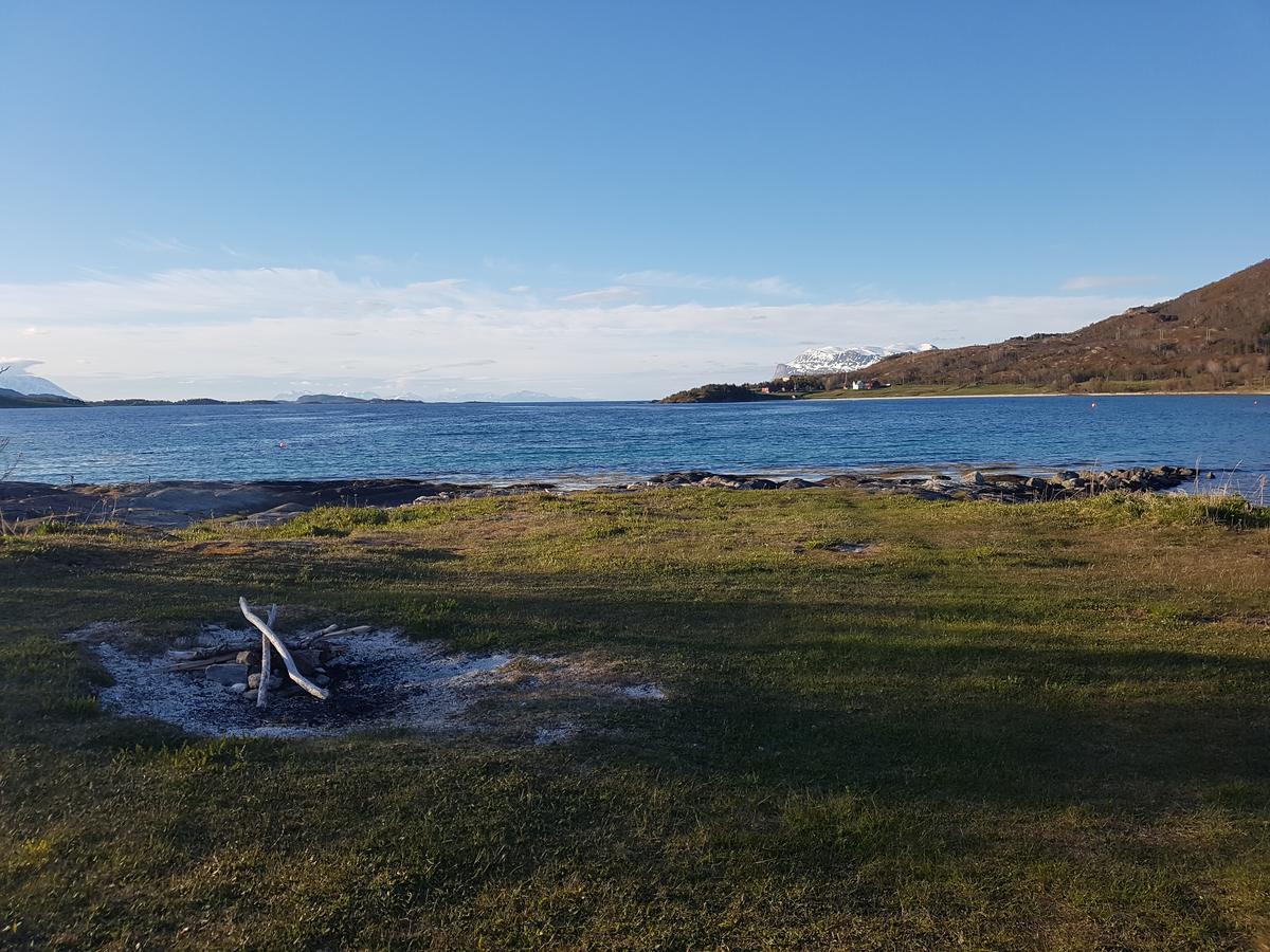 Tjeldsundbrua Camping Hotel Evenskjer Bagian luar foto