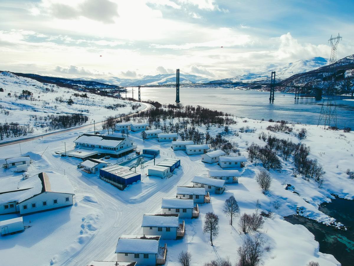 Tjeldsundbrua Camping Hotel Evenskjer Bagian luar foto