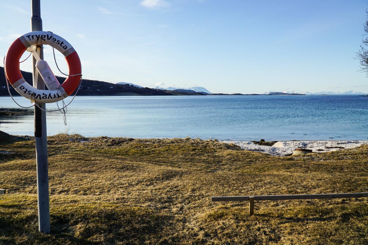 Tjeldsundbrua Camping Hotel Evenskjer Bagian luar foto