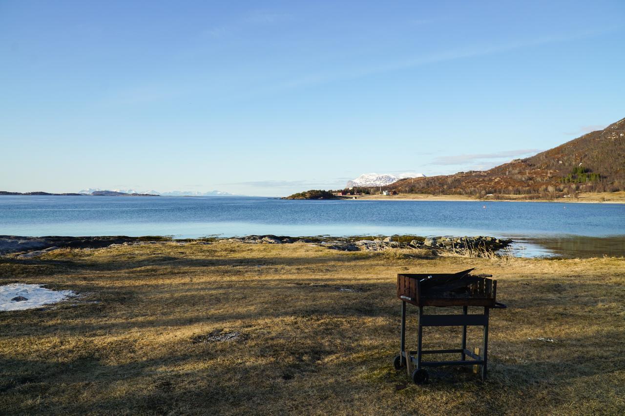 Tjeldsundbrua Camping Hotel Evenskjer Bagian luar foto