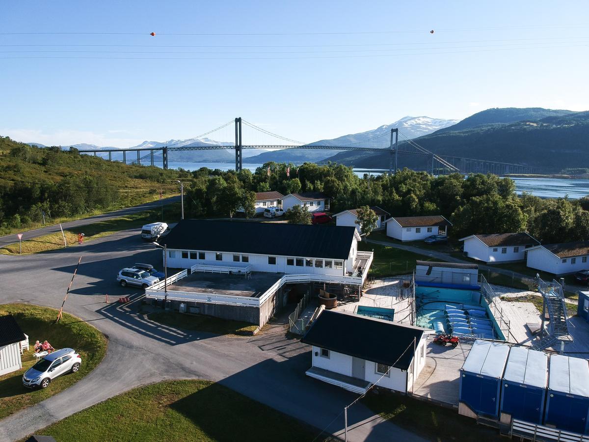 Tjeldsundbrua Camping Hotel Evenskjer Bagian luar foto