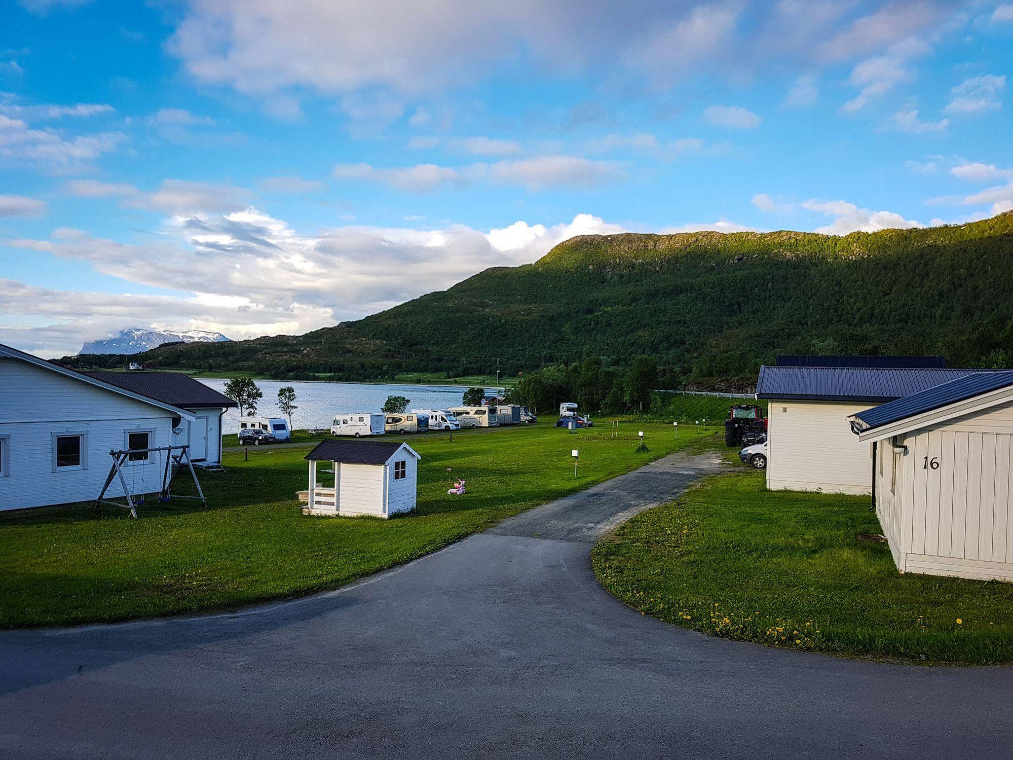 Tjeldsundbrua Camping Hotel Evenskjer Bagian luar foto