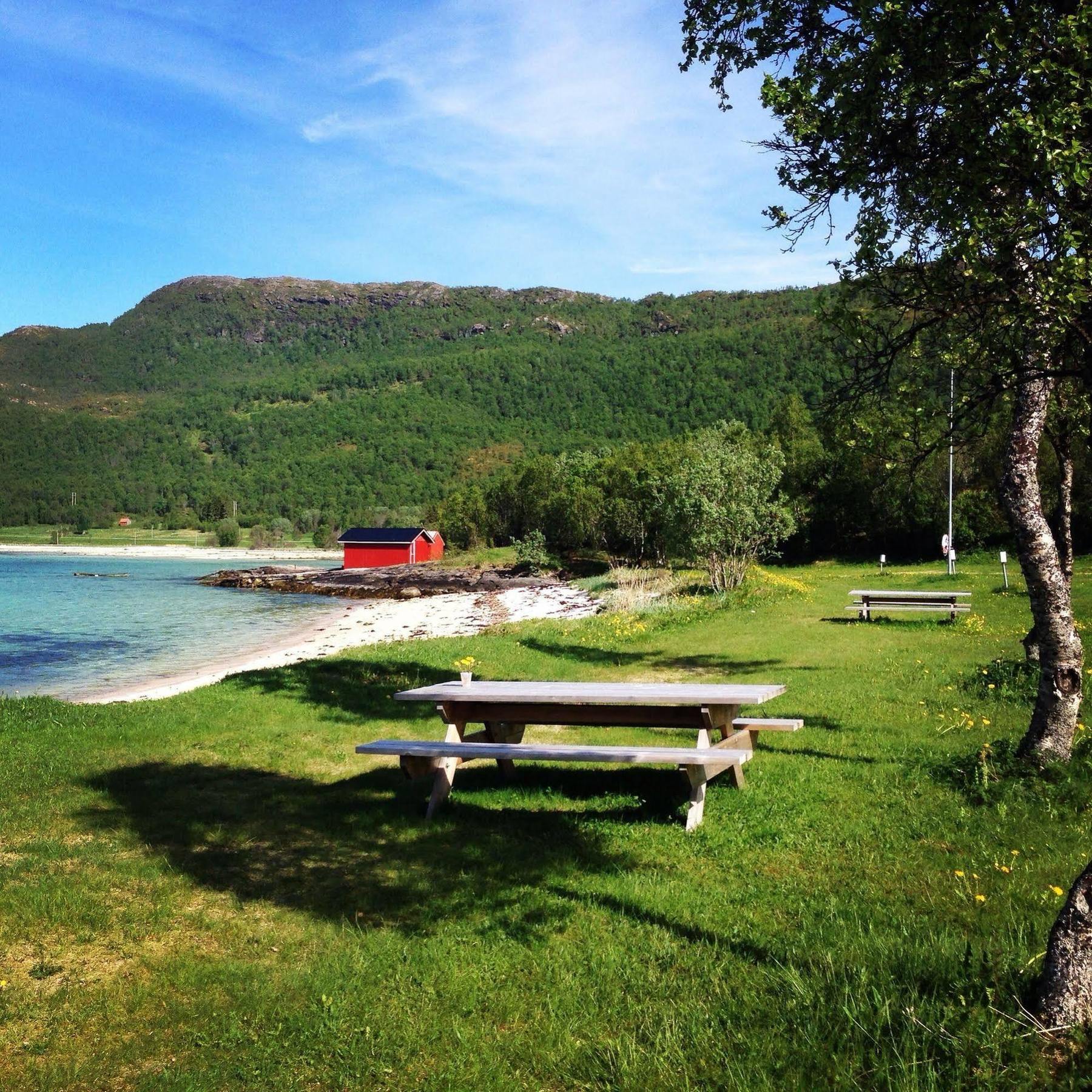 Tjeldsundbrua Camping Hotel Evenskjer Bagian luar foto