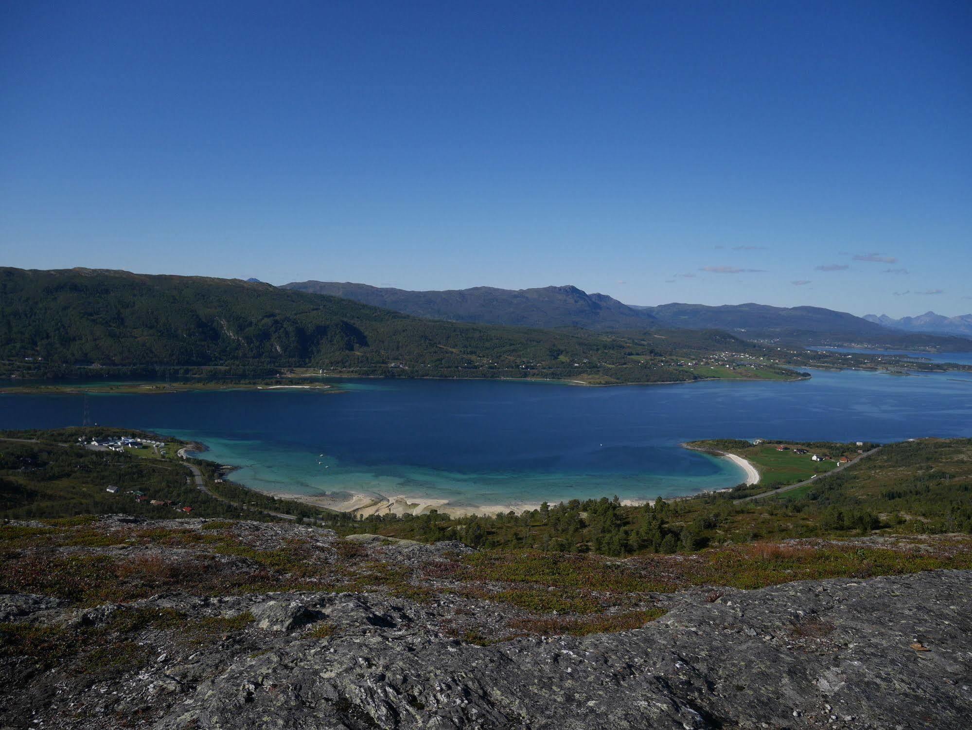 Tjeldsundbrua Camping Hotel Evenskjer Bagian luar foto